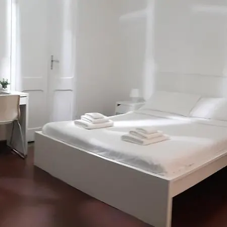 D'amare Via Roma 게스트하우스 3*