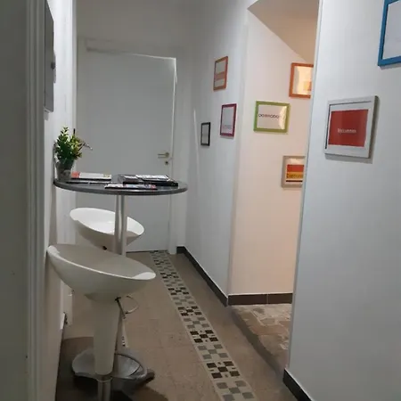 בית הארחה D'amare Via Roma 2*