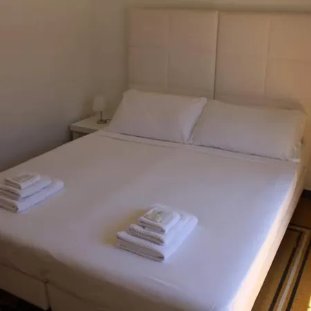 D'amare Via Roma Кальяри