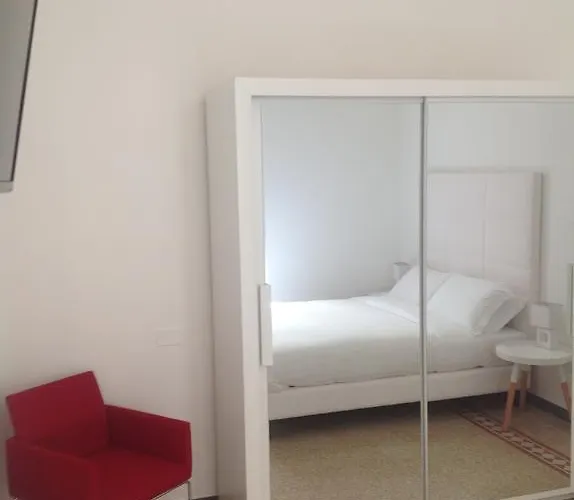 بيت ضيافة D'amare Via Roma كالياري