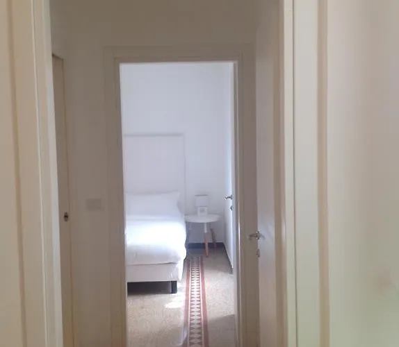 D'amare Via Roma بيت ضيافة كالياري