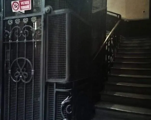 D'amare Via Roma كالياري