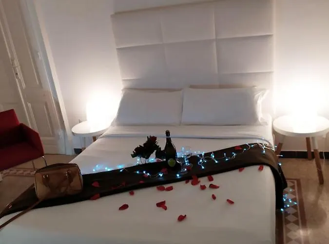 D'amare Via Roma بيت ضيافة كالياري